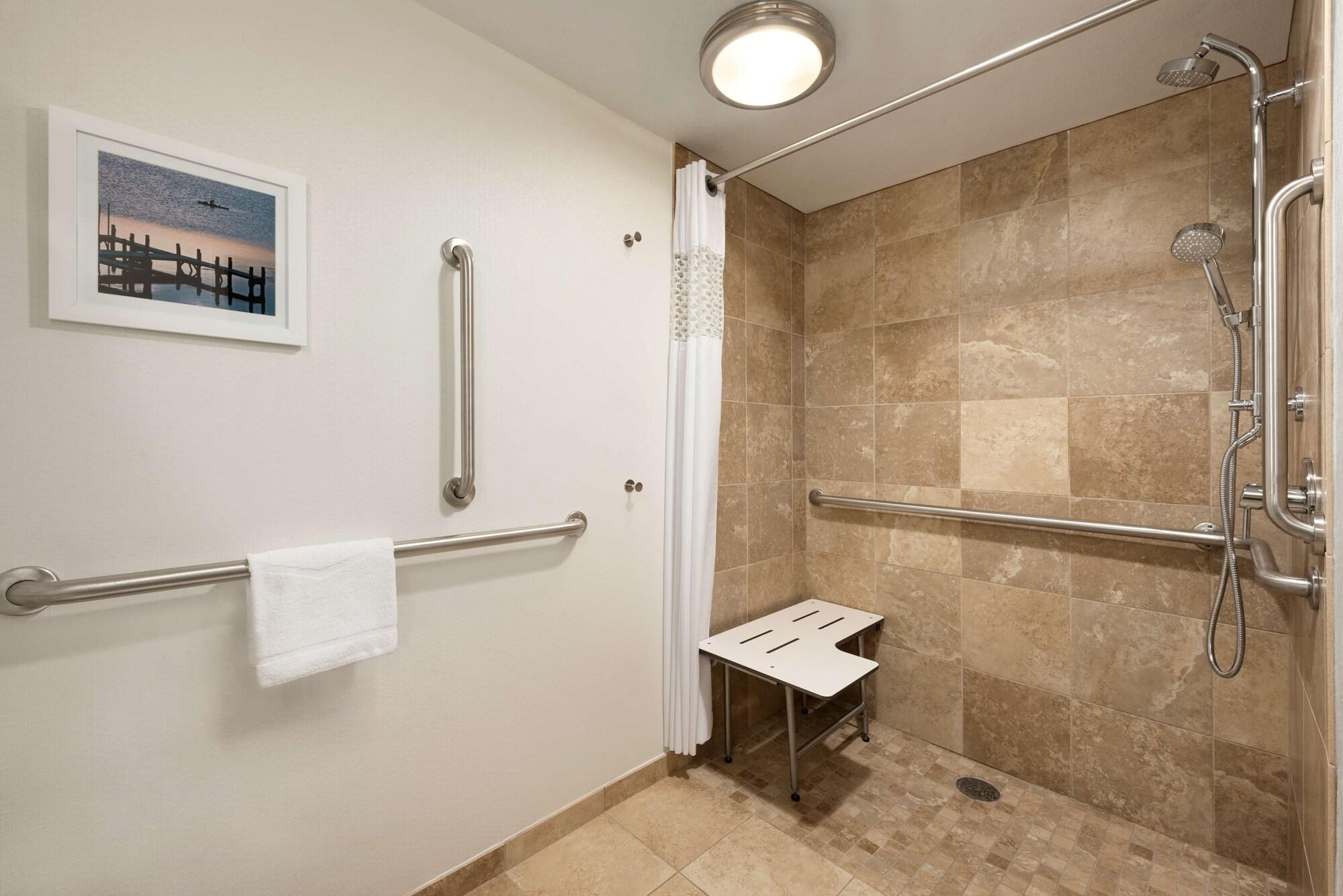 Hampton Inn Appleton-Fox River Mall Area Bagian luar foto