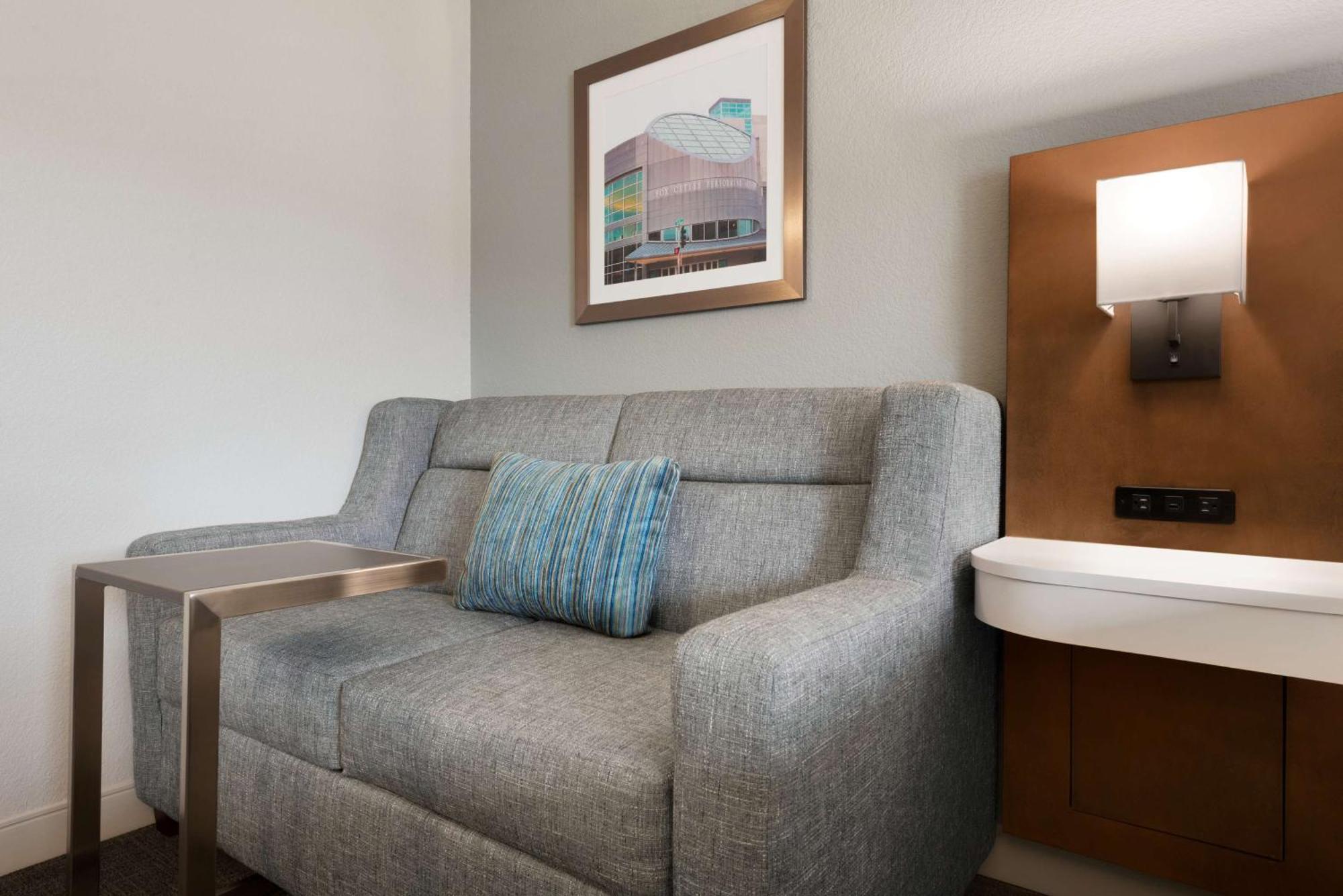 Hampton Inn Appleton-Fox River Mall Area Bagian luar foto