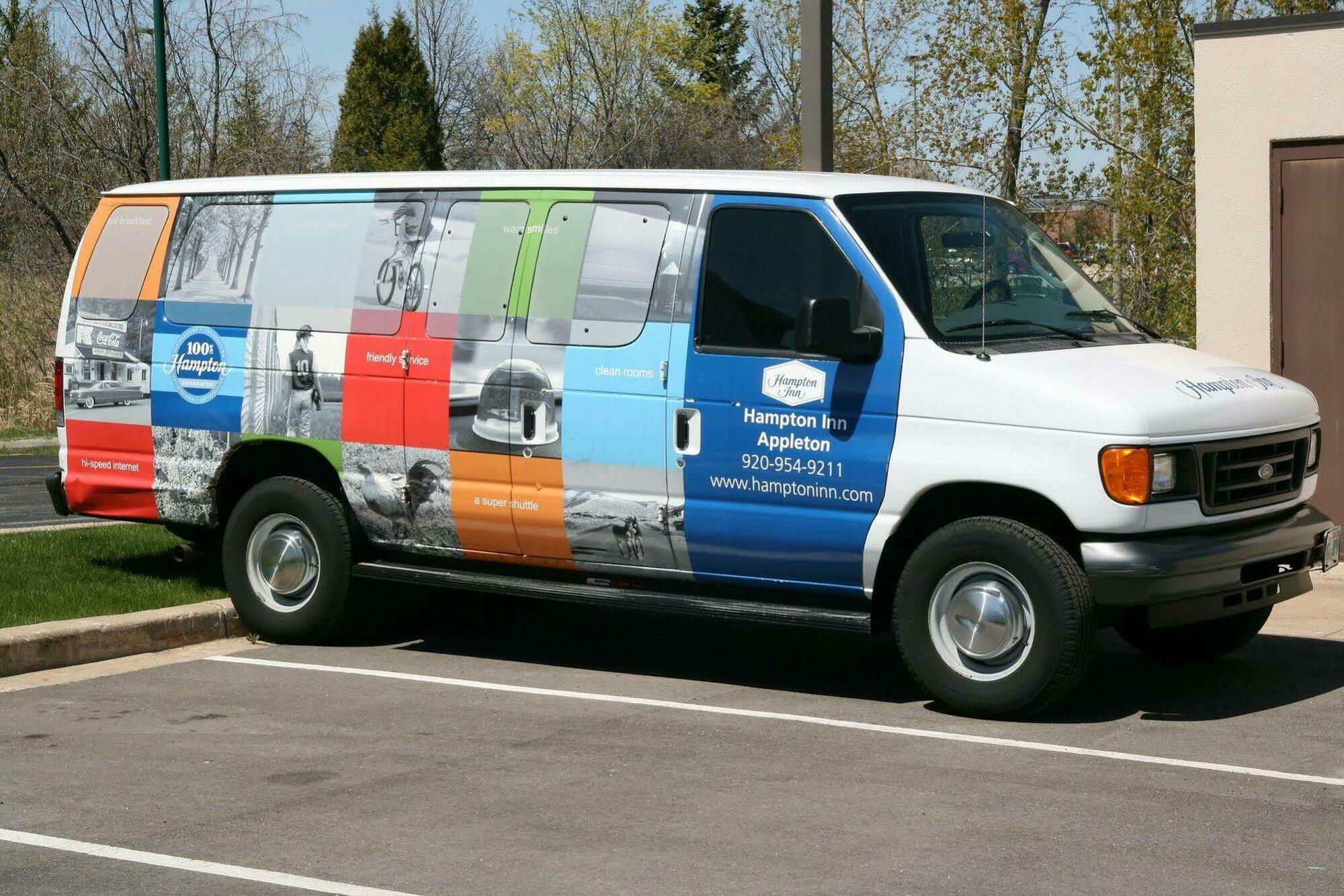 Hampton Inn Appleton-Fox River Mall Area Bagian luar foto